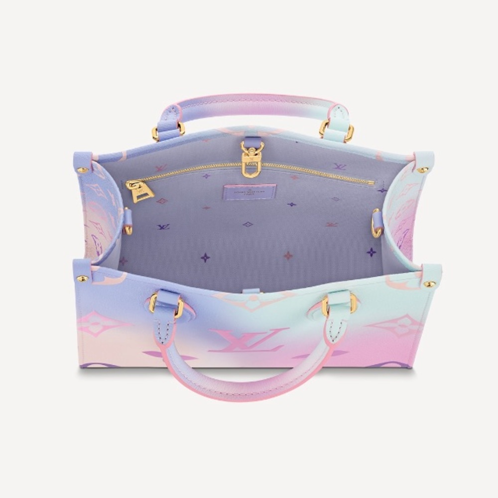 Louis Vuitton Sunrise Pastel Onthego PM - Picture 4 of 10